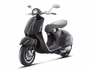 Vespa 946 (ZAPM80100) '11.2012