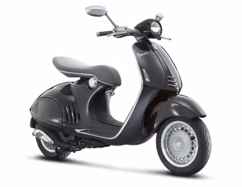 Vespa 946 (ZAPM80100) '11.2012