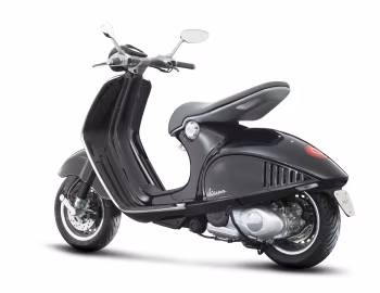 Vespa 946 (ZAPM80100) '11.2012