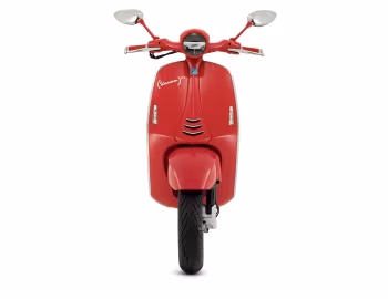 (Vespa 946)ᴿᴱᴰ '11.2016–21