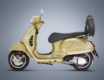 Vespa GTS 300 "75th" '2021