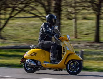 Vespa GTS Super 300 hpe '02.2019–22