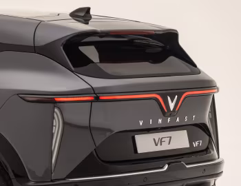 VinFast VF7 '2023–pr.