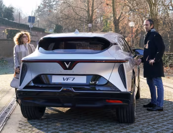 VinFast VF7 '01.2022