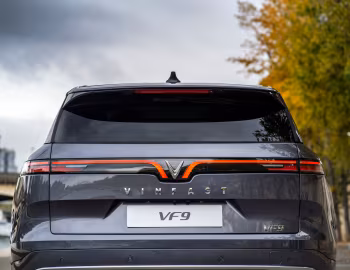 VinFast VF9 '2022–pr.