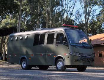 Volare V8 Escolta '2012–13