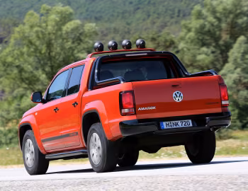 Volkswagen Amarok Canyon [Worldwide] '2012–16