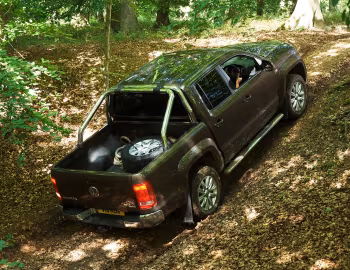 Volkswagen Amarok Double Cab Highline [UK-spec] '2010–16