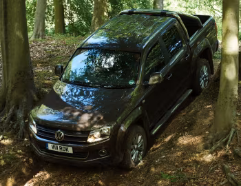 Volkswagen Amarok Double Cab Highline [UK-spec] '2010–16