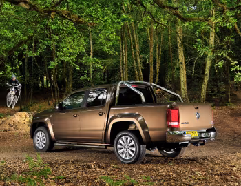 Volkswagen Amarok Double Cab Highline [UK-spec] '2010–16