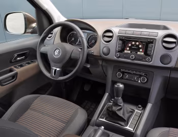 Interior Volkswagen Amarok Double Cab Highline [Worldwide] '2010–16