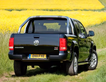Volkswagen Amarok Double Cab Trendline [UK-spec] '2010–16