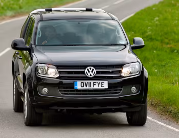 Volkswagen Amarok Double Cab Trendline [UK-spec] '2010–16