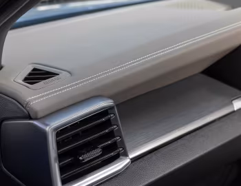 Interior Volkswagen Amarok Aventura 4MOTION Double Cab [Australia] '2023–pr.