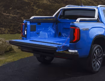 Ambos Volkswagen Amarok V6 Aventura 4MOTION Double Cab [UK-spec] '2023–pr.