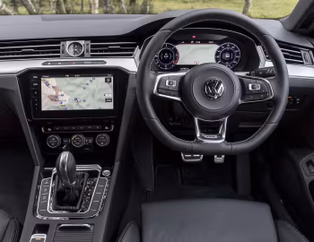 Panel frontal Volkswagen Arteon 4MOTION R-Line [UK-spec] '2017–20