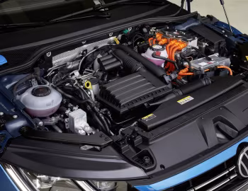 Sous la capuche Volkswagen Arteon eHybrid Elegance [Worldwide] '2020–23