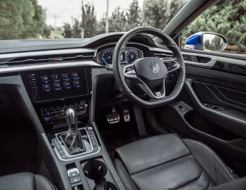 Interior Volkswagen Arteon Shooting Brake 4MOTION R-Line [Australia] '2022–25