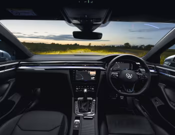 Panel frontal Volkswagen Arteon Shooting Brake R [UK-spec] '2021–25