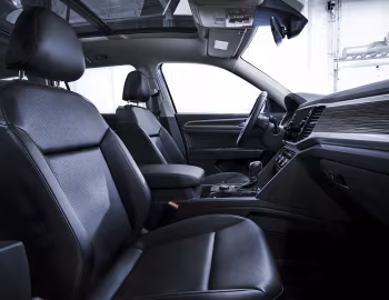 Intérieur 2018–20 Volkswagen Atlas 2.0TSI R-Line [North America] '2017–20