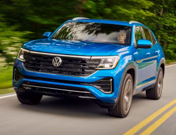 2024–26 Volkswagen Atlas Cross Sport SEL 4MOTION R-Line [North America] '2023–26