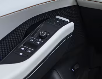 Interior 2027 Volkswagen Atlas SEL 4MOTION R-Line [North America] '2026