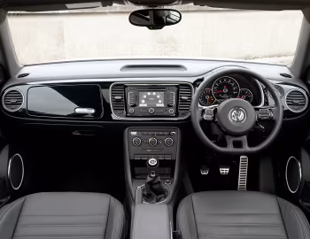 Interior Volkswagen Beetle [UK-spec] '2011–16