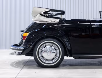1974 Volkswagen Beetle Convertible (Type 1)