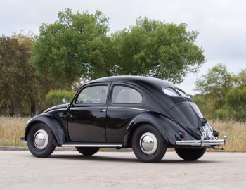 1951 Volkswagen 1100 Deluxe 2-door Sedan (Type 1) '01–12.1951