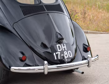 1951 Volkswagen 1100 Deluxe 2-door Sedan (Type 1) '01–12.1951