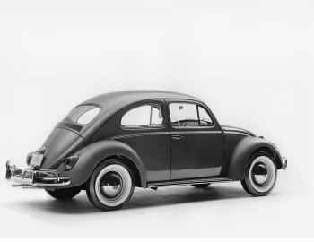 1962 Volkswagen 1200 Deluxe 2-door Sedan [North America] (Type 1) '1961–62