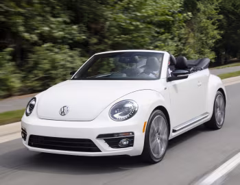 2014–16 Volkswagen Beetle Convertible R-Line [North America] '2013–16