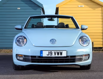 Volkswagen Beetle Cabrio [UK-spec] '2013–16