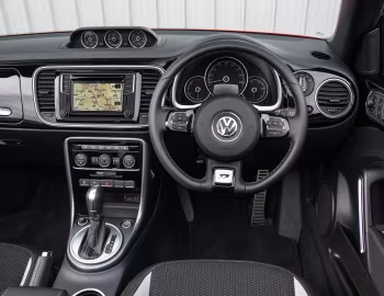 Panel frontal Volkswagen Beetle Cabriolet R-Line [UK-spec] '2016–18