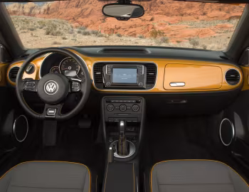Торпедо 2016–18 Volkswagen Beetle Dune [North America] '2016–18