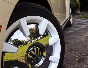 2019 Volkswagen Beetle SEL "Final Edition" [North America] '2018–19