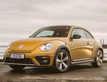 Volkswagen Beetle R-Line [Ireland] '2016–18