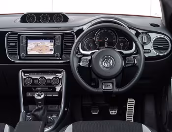 Panel frontal Volkswagen Beetle R-Line [UK-spec] '2016–18