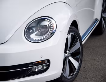 Volkswagen Beetle Turbo [Japan] '10.2013–09.2016