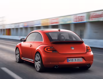 Volkswagen Beetle Turbo [Worldwide] '2011–16