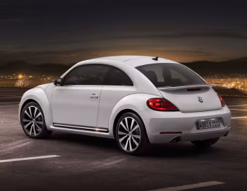 Volkswagen Beetle Turbo [Worldwide] '2011–16
