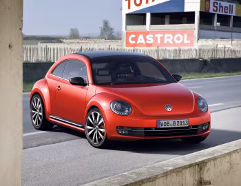 Volkswagen Beetle Turbo [Worldwide] '2011–16