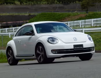 Volkswagen Beetle Turbo [Japan] '10.2013–09.2016