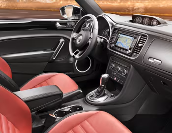 Interior Volkswagen Beetle Turbo [Worldwide] '2011–16