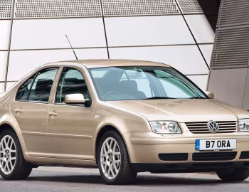 Volkswagen Bora [UK-spec] '1998–2005
