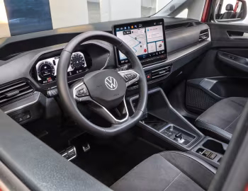 Interni Volkswagen Caddy Style eHybrid '2026