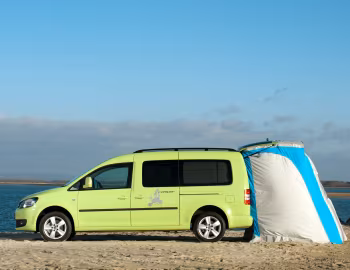 Volkswagen Caddy Camper [UK-spec] (Type 2K) '2013–15
