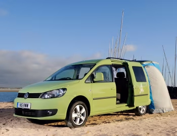 Volkswagen Caddy Camper [UK-spec] (Type 2K) '2013–15