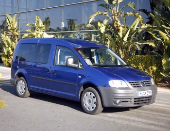 Volkswagen Caddy Combi Maxi (Type 2K) '2007–10