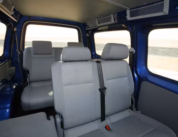 Interior Volkswagen Caddy Combi Maxi (Type 2K) '2007–10